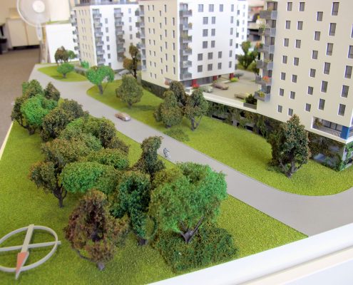 Farebný prezentačný model bytového komplexu s nasvietením objektov modelu