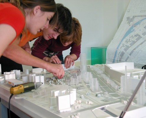 Urbanistický monochromatický model architektonického riešenia mestskej časti v Bratislave – Petržalke